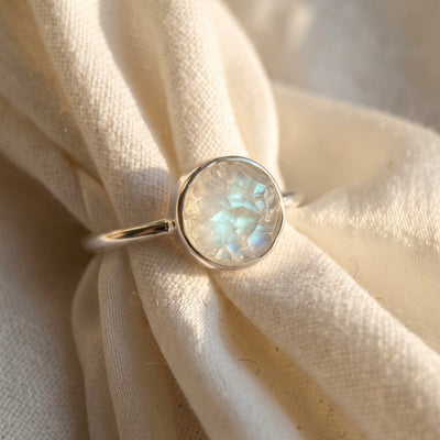 Raw Moonstone Ring — Intuition, Magic & New Beginnings