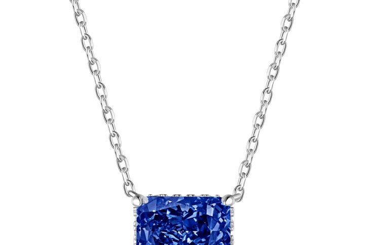 Blue Pendant Necklace