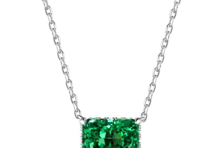 Green Pendant Necklace